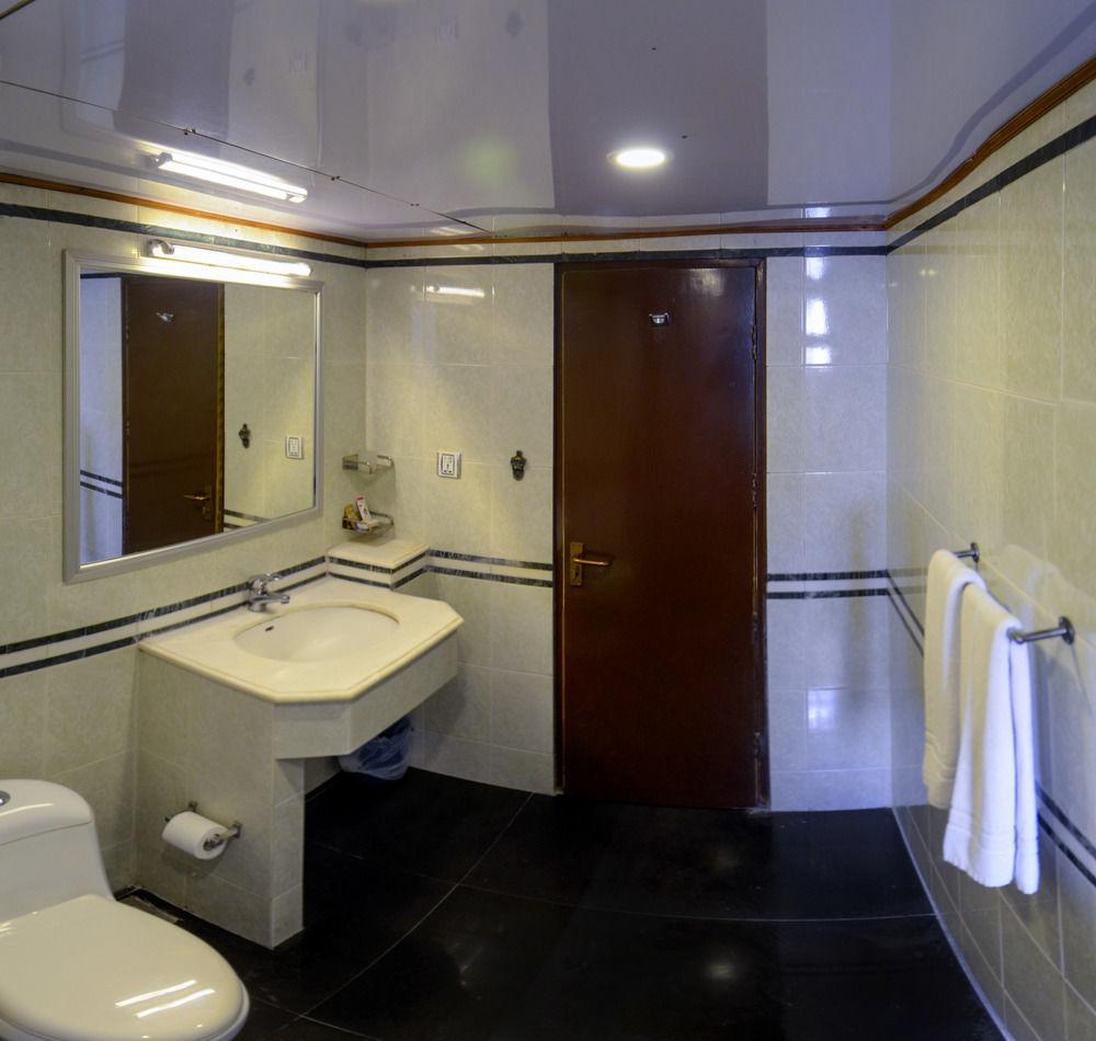 Hotel Galaxy Karáčí Exteriér fotografie